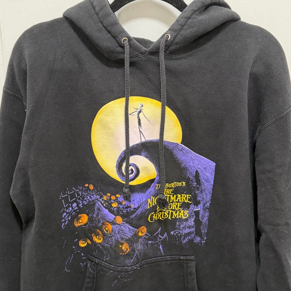 Graphic black Nightmare Before Christmas Tim Burton Halloween spooky cozy hoodie